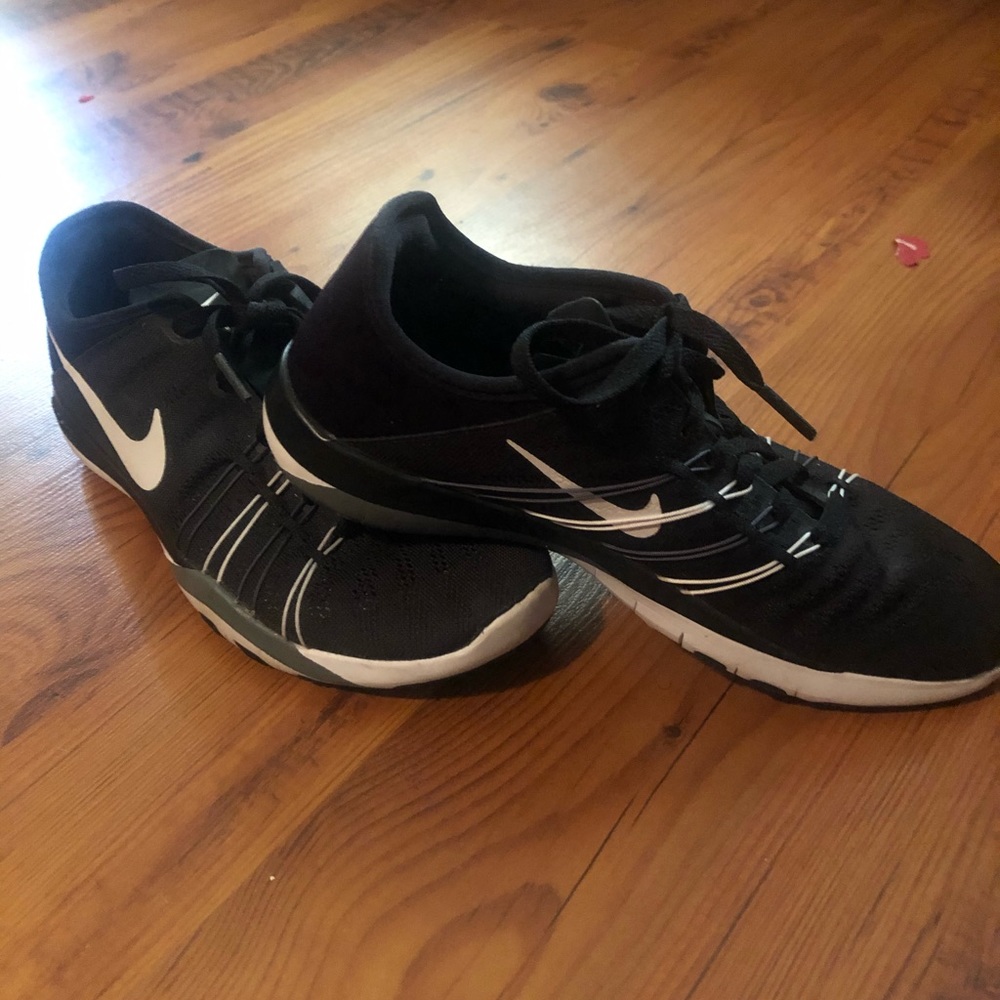 Nike Free TR 6